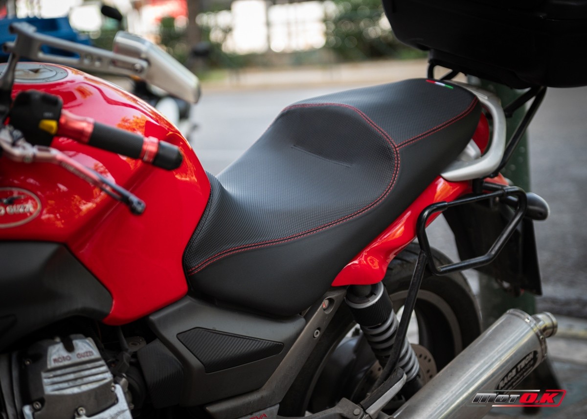 MOTO GUZZI BREVA750 ローダウンシート　レッド　モトグッチ Seat cover for Moto Guzzi Breva 750 ('03-'11) Low Seat
